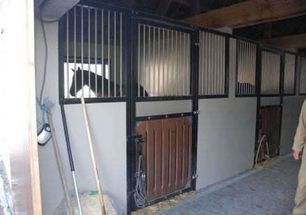 Realisationspéciale de porte de box- réalisation sur demande