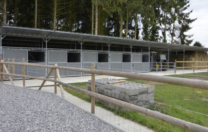 Abri de prairie modulable en box